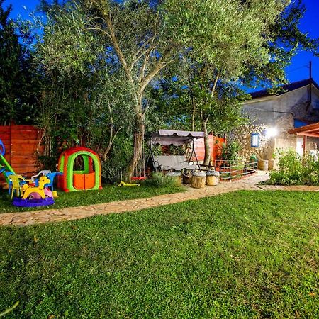 Holiday Home Casa Bianca Malinska Buitenkant foto